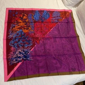 Hermes 35x35 silk scarf. Purple. Never worn. No box or tag.